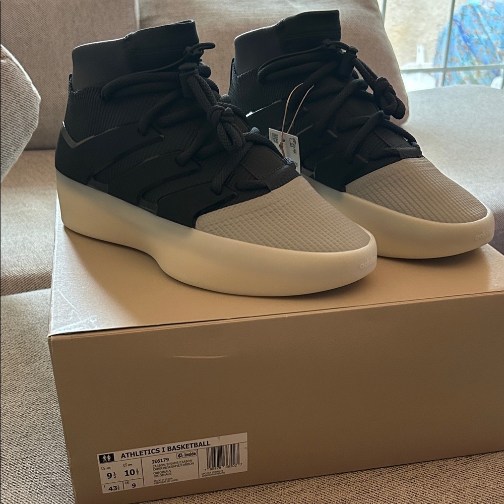 FEAR OF GOD X ADIDAS MENS BASKETBALL SHOES